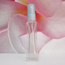 Molded Bottle PE Sprayer 30 ml Clear Onkoi: LIGHT BLUE