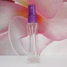 Molded Bottle PE Sprayer 30 ml Clear Onkoi: PURPLE